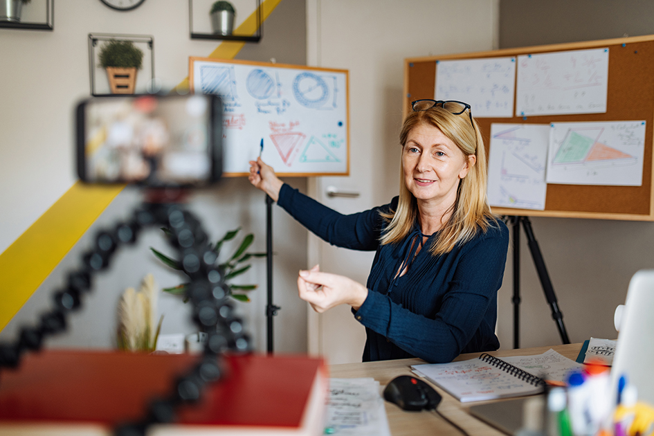 Science communication via video conferences